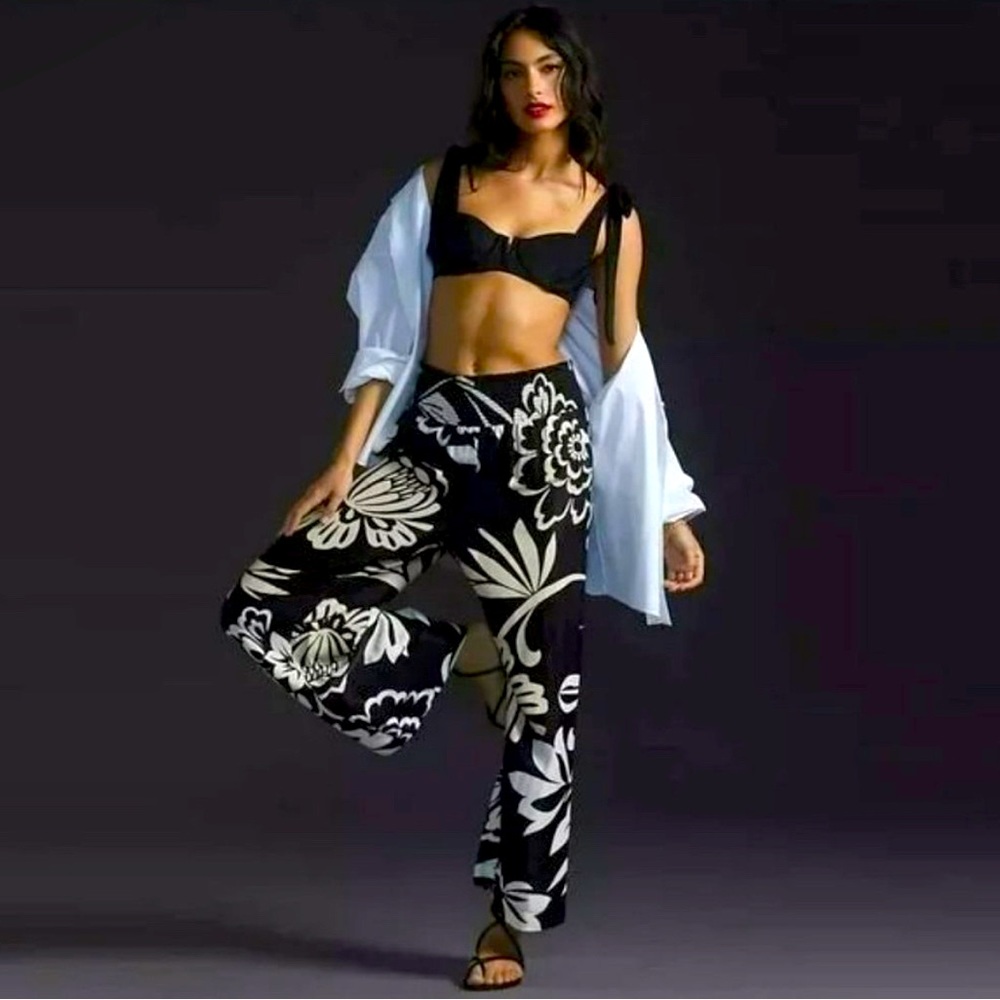 COPY - Anthropologie MAEVE wide leg pants Size S. Will also fit Medium.